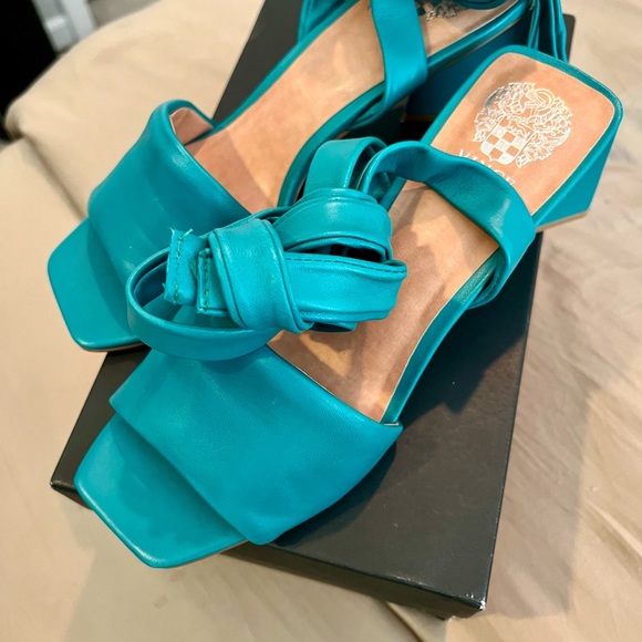 Vince Camuto Leluna Sandal - Picture 5 of 6
